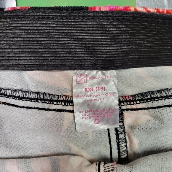 Corduroy High Rise Flare Pants Size XXL (19) Juniors Floral No Boundaries - Picture 2 of 5